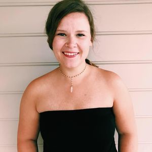 Meet your Posher, Olivia